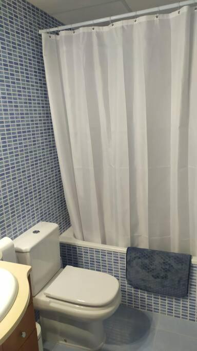 Apartamento Nuevo Con Piscina Y Amplio Balcon Sant Carlos de la Ràpita Exteriör bild