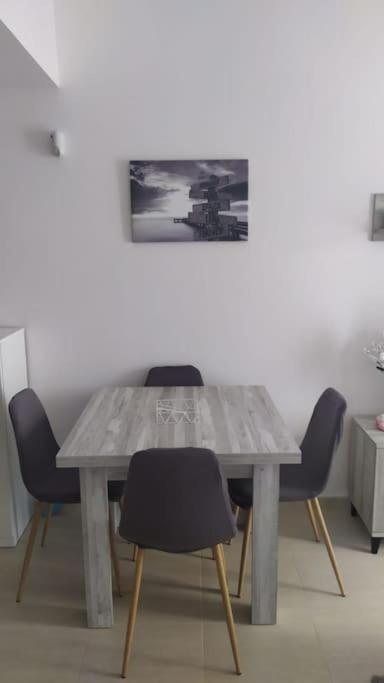 Apartamento Nuevo Con Piscina Y Amplio Balcon Sant Carlos de la Ràpita Exteriör bild